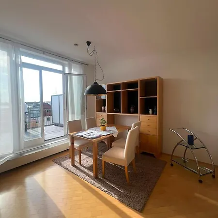Rooftop Terrace In Schwabing Apartman München